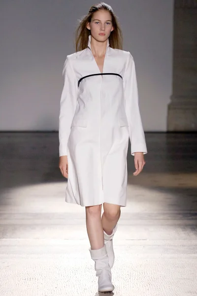 Look 28